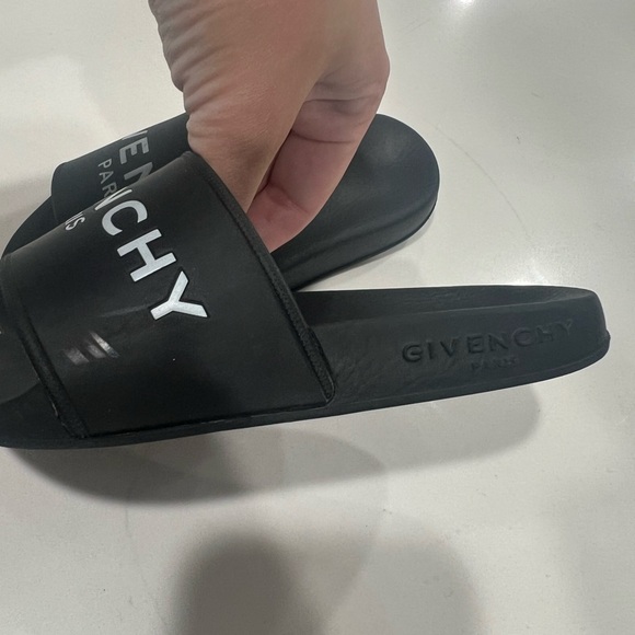 Givenchy slides - Picture 3 of 4